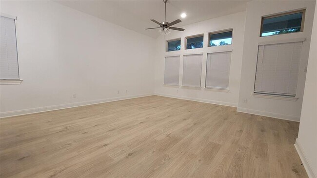 Photo - 1720 Scenic Hts Ln