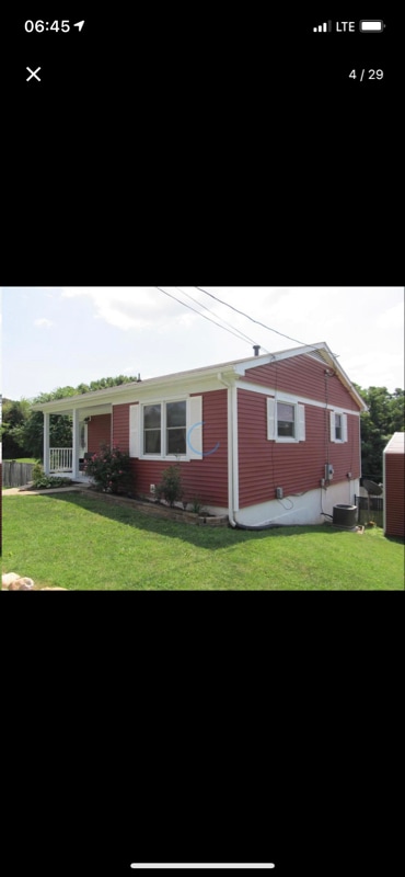 Photo - 318 Amherst Rd