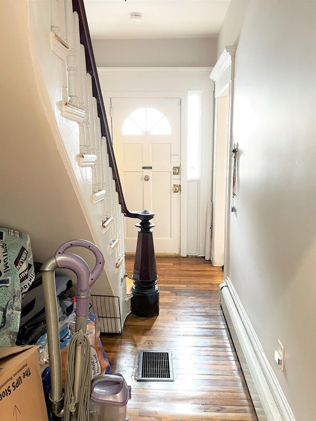 Photo - 2 Worcester St