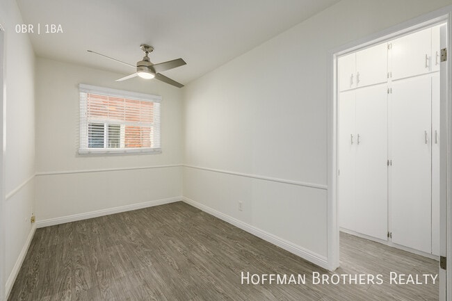 Photo - 2001 Beachwood Dr Unidad 8