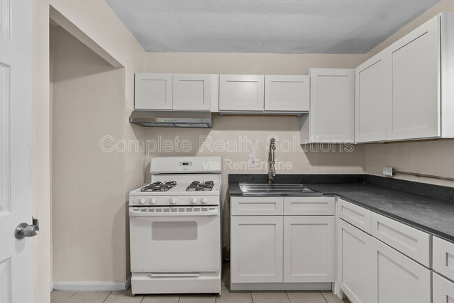 Photo - 10140 Earl Dr