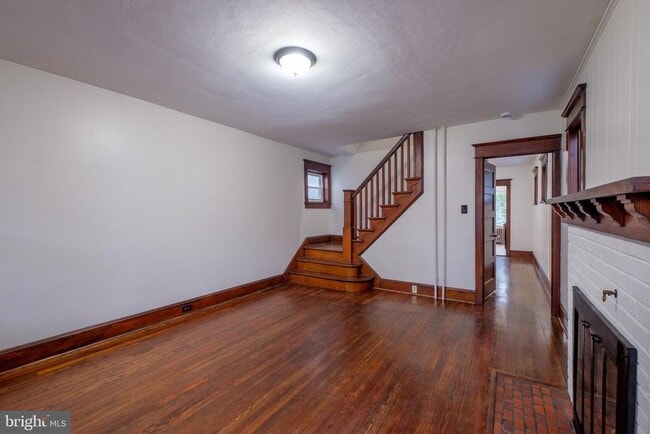 1604 Hamilton Ave