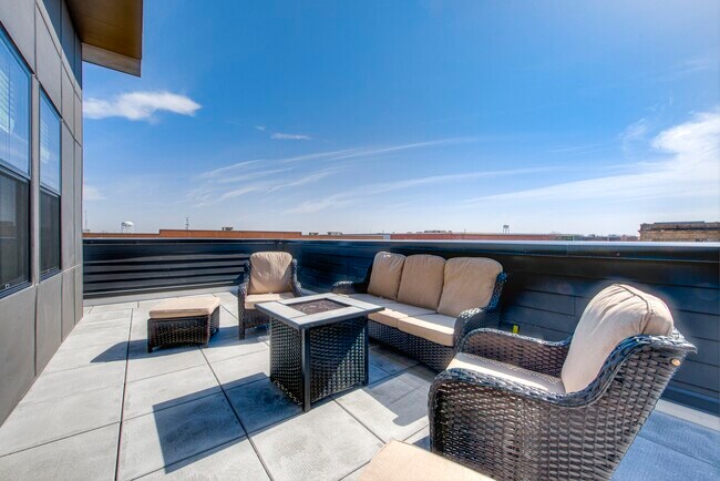 Photo - 1302 N Main St Unit 301