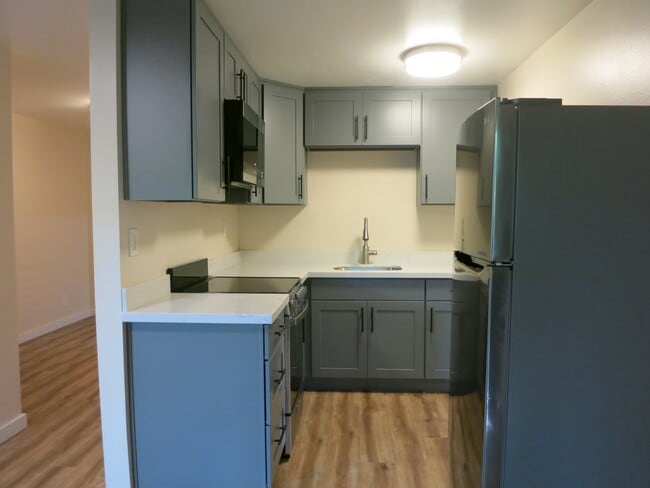 Building Photo - 5620 University Way NE Unit A