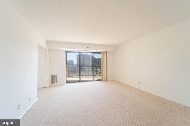Photo - 8370 Greensboro Dr Unit 705