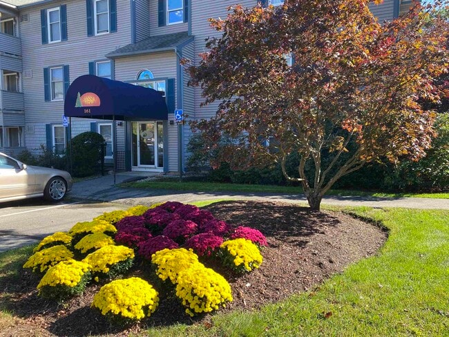 Photo - 155 Eastern Ave Unidad 304