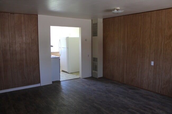 Photo - 318 McCourt St