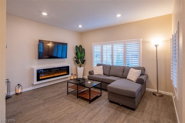 Photo - 251 S Green Valley Pkwy Unit 2721