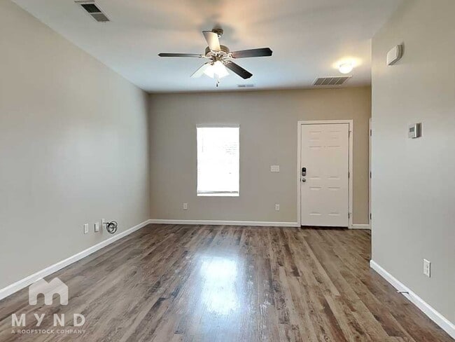 Photo - 803 The Heights Ln