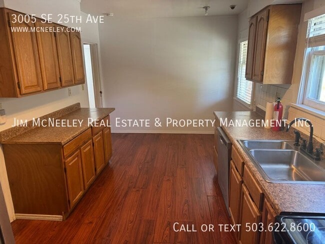Photo - 3005 SE 25th Ave