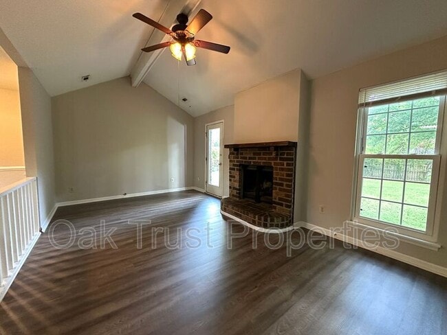 46 Oak Grove Rd