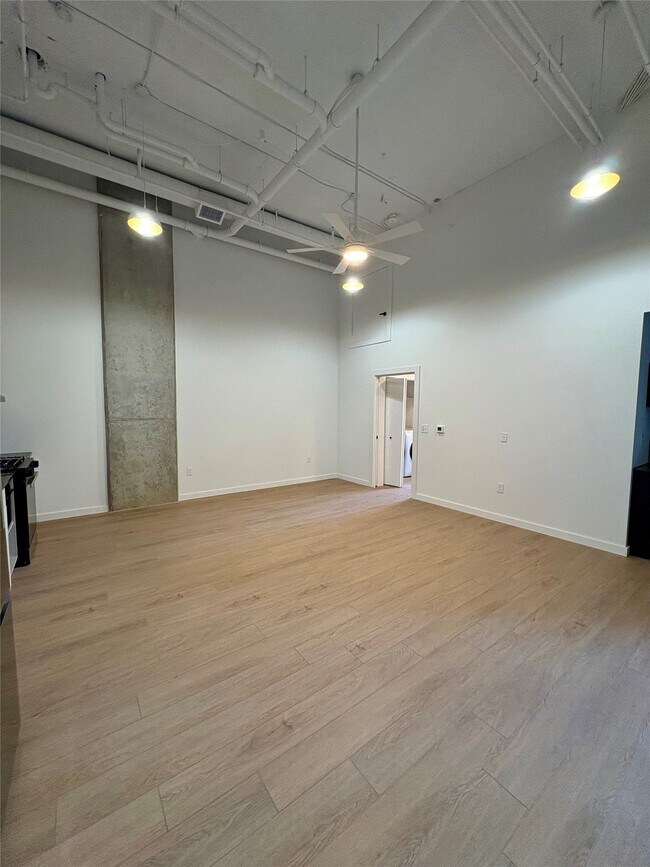 Photo - 2623 Keene St Unit 0101