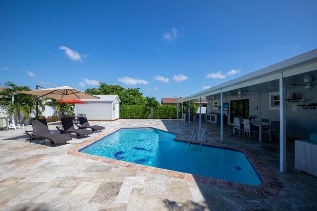 Photo - 1853 Florida Mango Rd