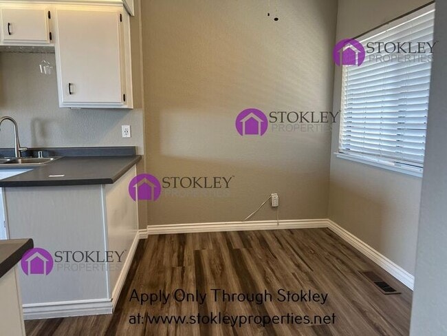222 Manuel Ct