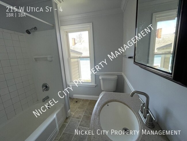 215 W Utica St Unit 4