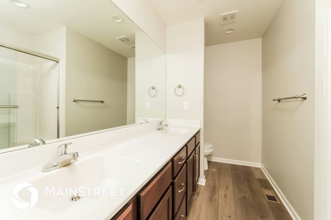 Photo - 9810 E 220th St