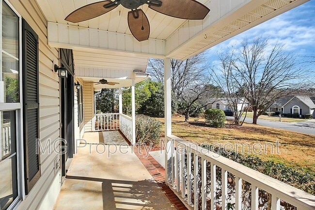 Photo - 141 Brookshire Dr