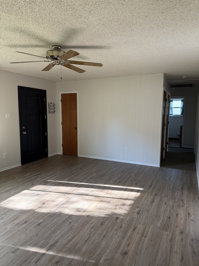 Photo - 7602 Elton St