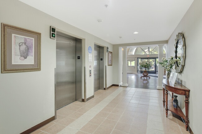 Photo - Cascades Village