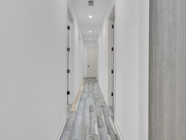 Photo - 2109 N Spaulding Ave