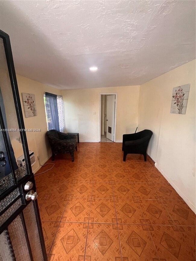 Building Photo - 13215 NW 19th Ave Unit 1