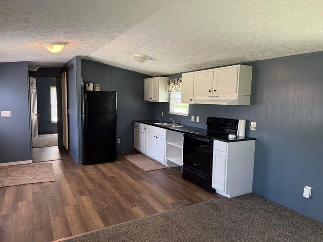 Photo - 207 Closade Rd