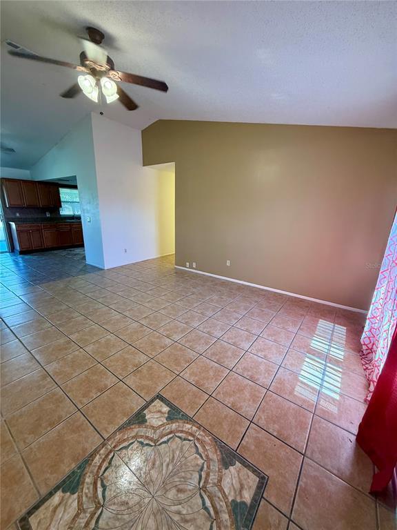 74 W Cedarwood Cir