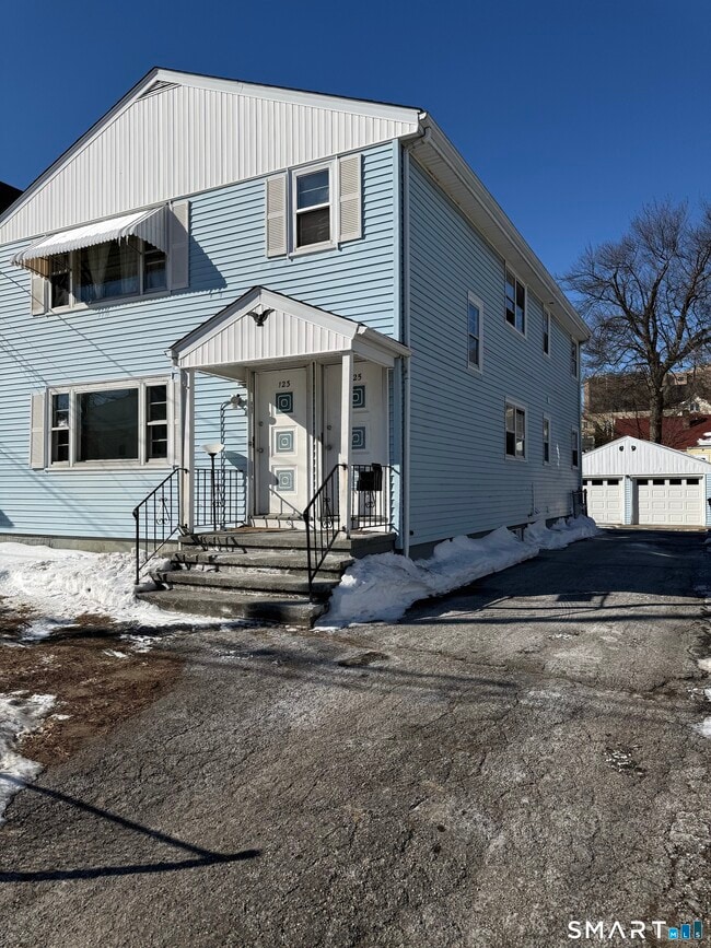 Photo - 123 Summerfield Ave