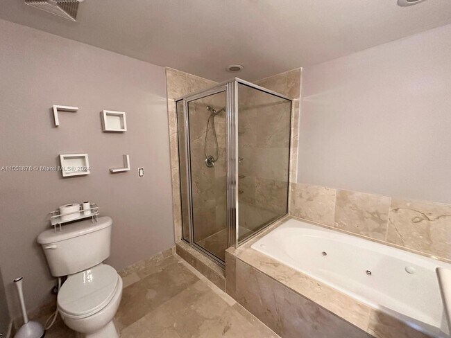 Photo - 7900 Harbor Island Dr