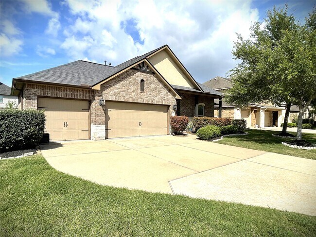 Photo - 738 Somerset Landing Ln