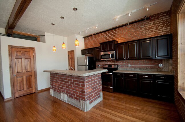 Photo - Union Biscuit Warehouse 107 Unidad UB 107