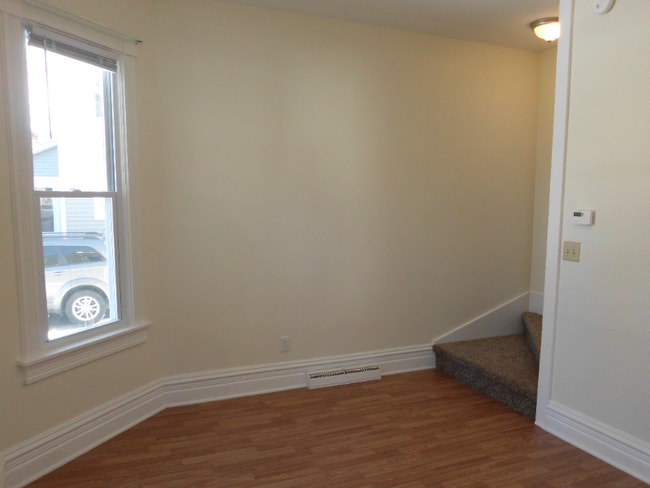 Photo - 205 E Pine St Unidad 1