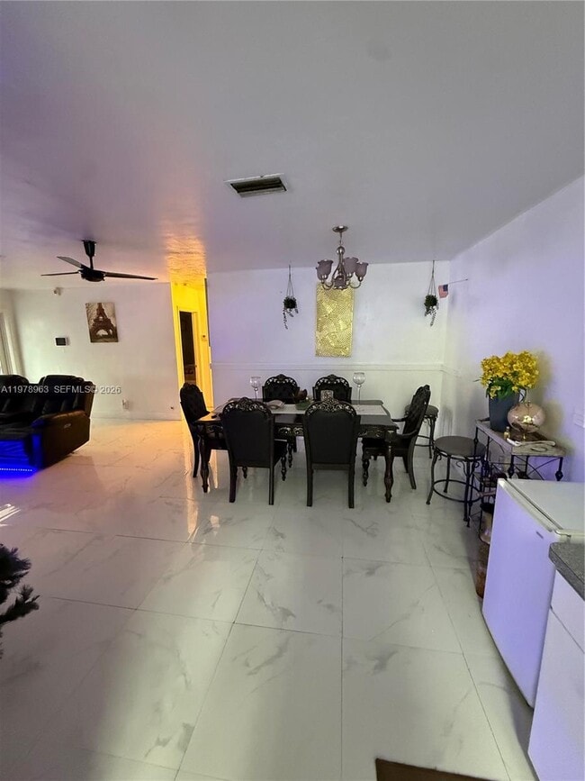 Photo - 710 N 66 Terrace