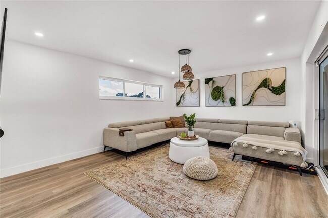 Photo - 10971 SW 177th St