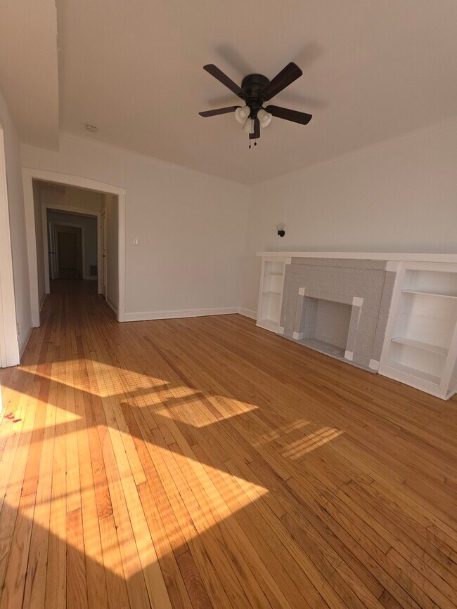 Photo - 5816 W Chicago Ave Unit 2