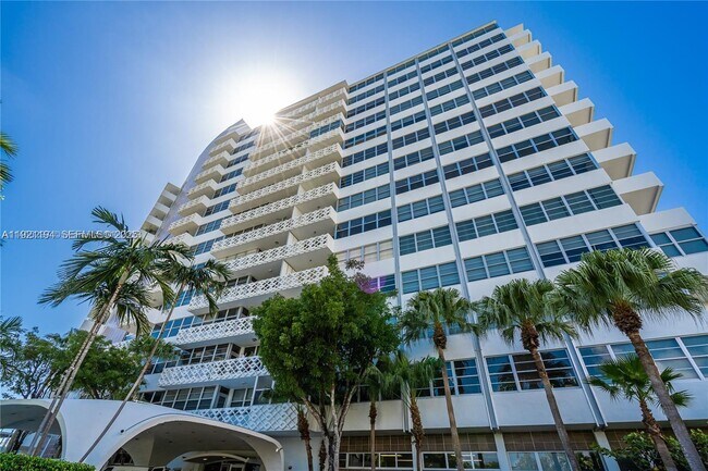 20 Island Ave Unit 1415
