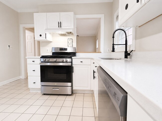 Photo - 48 Shawmut St Unidad 1