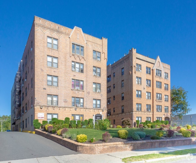 Orange Portfolio Holdings Apartments For Rent in Orange, NJ