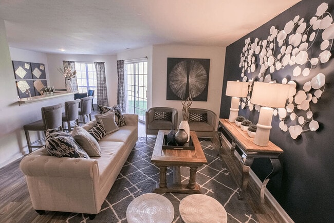 Photo - The Residence at Christopher Wren Apartments