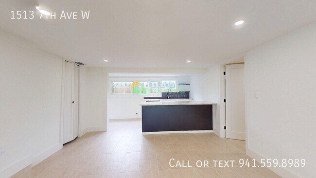 Photo - 1513 7th Ave W