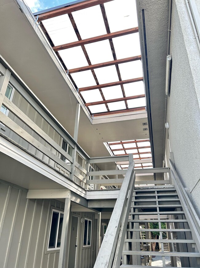 Photo - 646 Admirals Rd