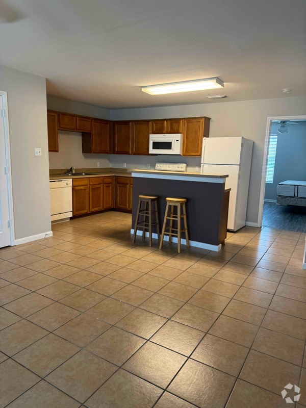 Building Photo - 45657 Chapman Ln Rental