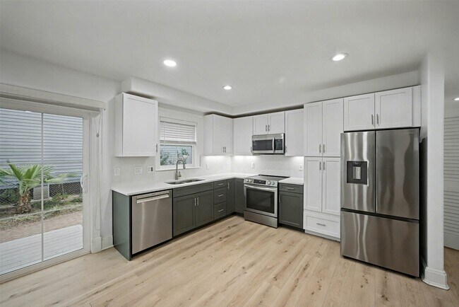 2817 Avenue Q Unit A