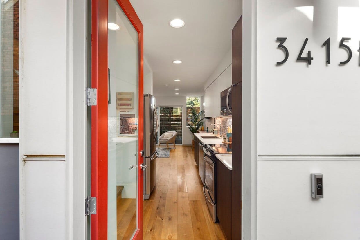 Modern Beacon Hill Townhome | Rooftop Deck... - Modern Beacon Hill Townhome | Rooftop Deck...