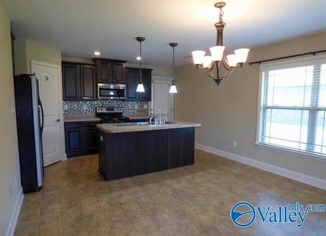 Photo - 110 Copeland Dr House