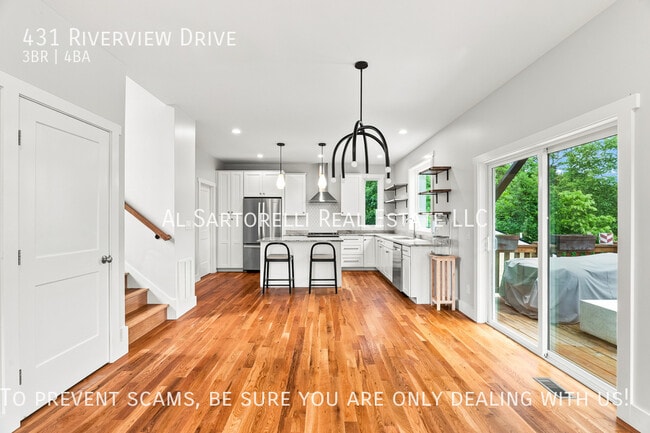 Photo - 431 Riverview Dr