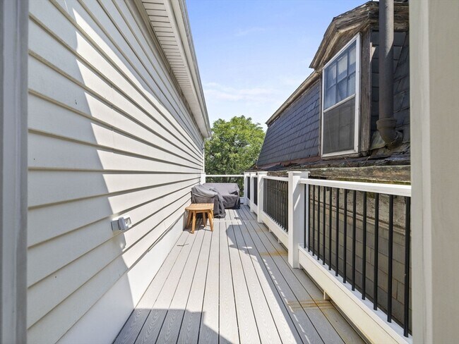 Photo - 753 E Broadway Unit 2