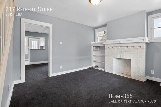 Photo - 217 Reifert St