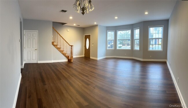 Photo - 7803 Shore Rd