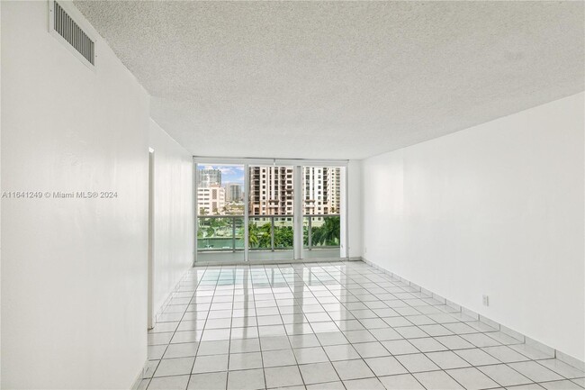 Photo - 100 Bayview Dr Condo Unit 629